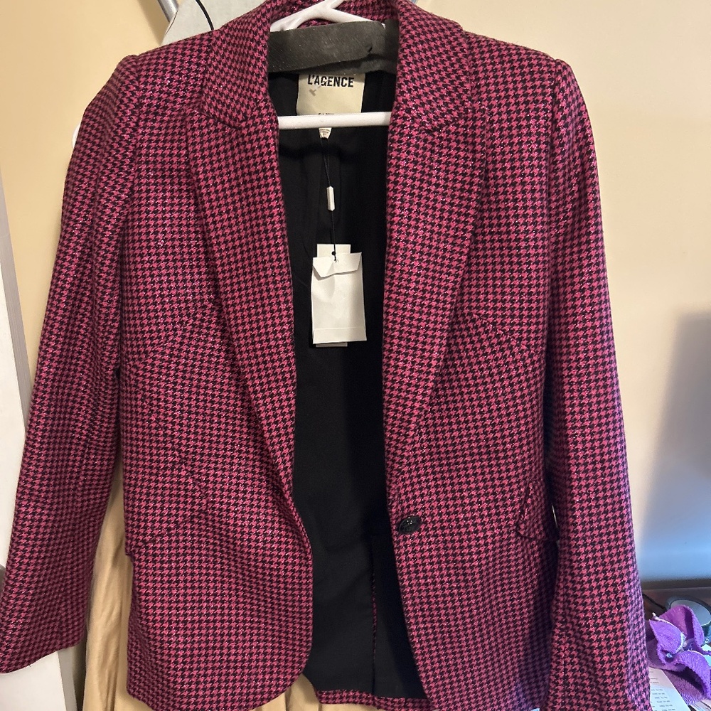 Brand new L’AGENCE size 2 blazer